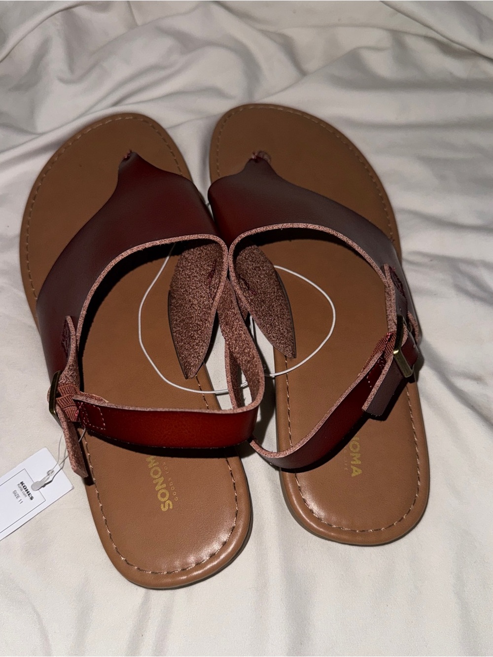 Sonoma Women's Brown Leather Toe-Loop Sandals